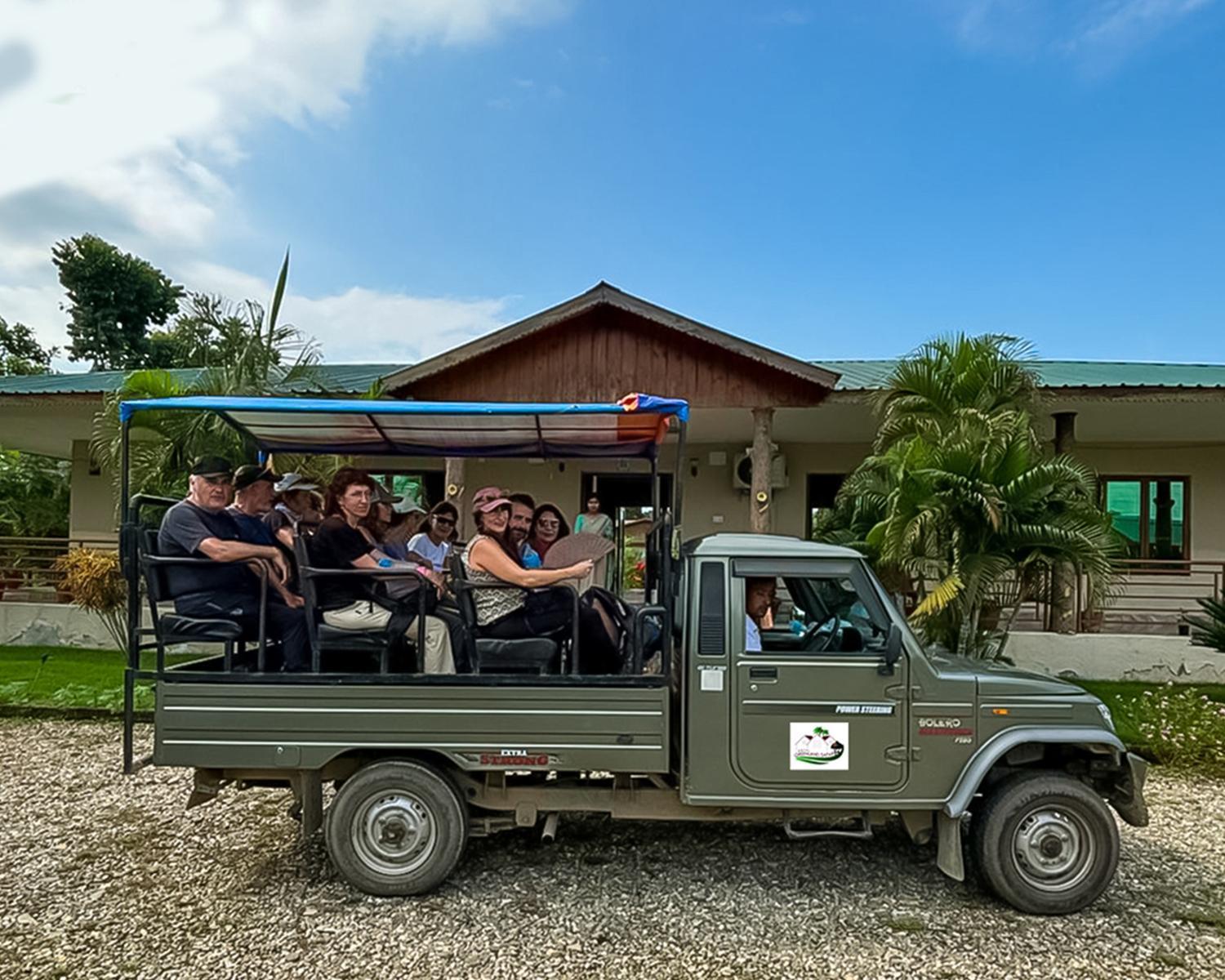 Greenland Safari, Sauraha Esterno foto